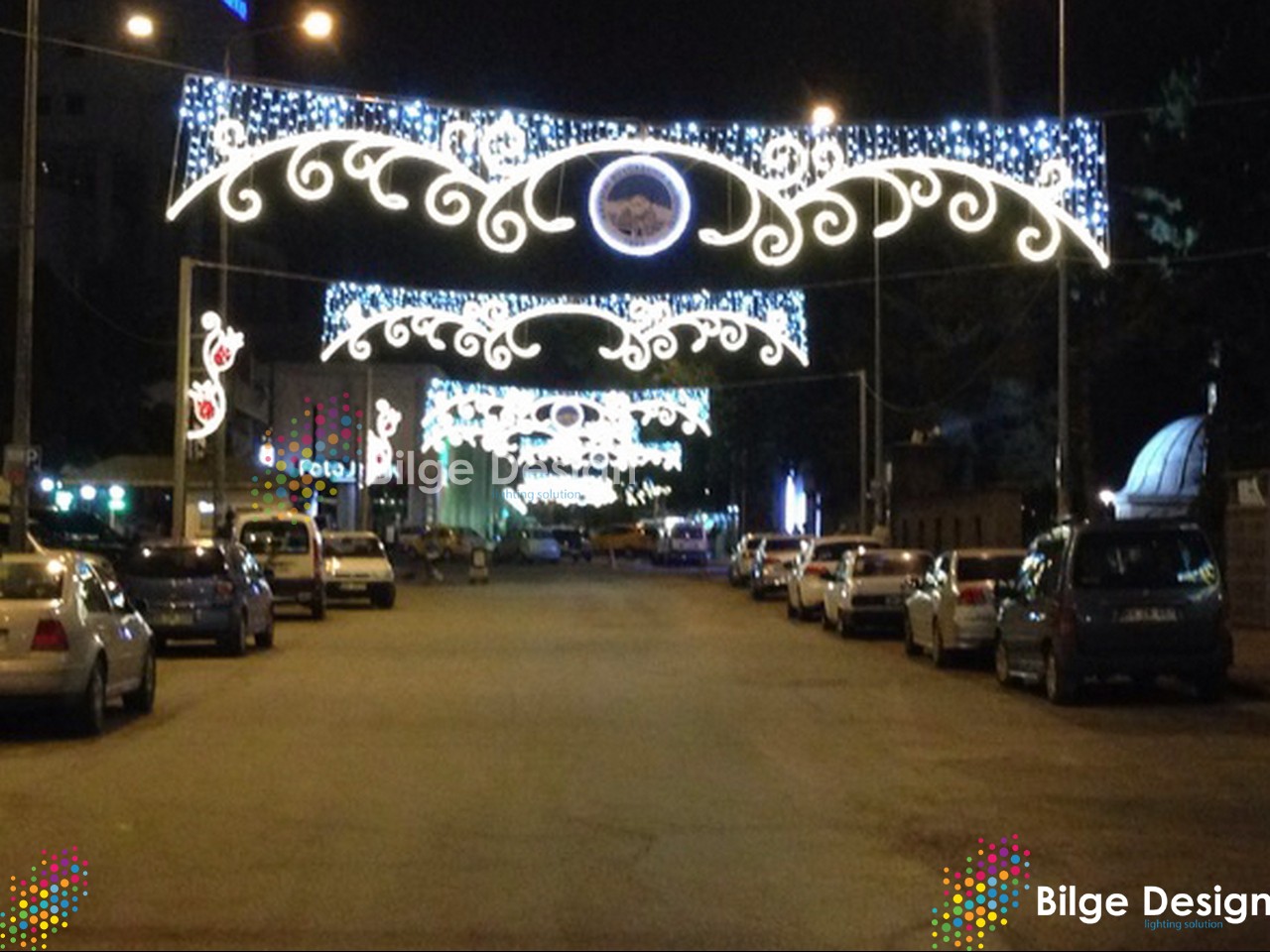 Kayseri Büyükşehir Belediyesi - Cadde Tag Direk Motif Işık Süslemesi